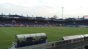 Maar opeens mochten we alweer aftrappen bij 2-1... (Roda JC Live)